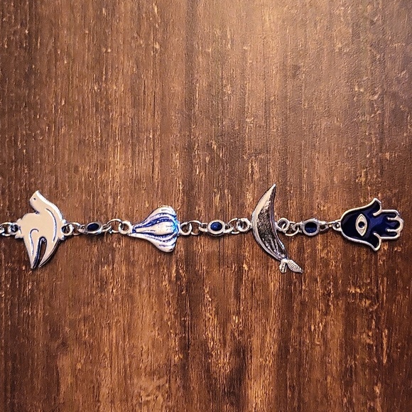 Vintage Mystic Dangle - Picture 5 of 6